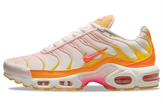 Nike Air Max Plus White Orange Pink Women's DX2673-100 - фото 548465