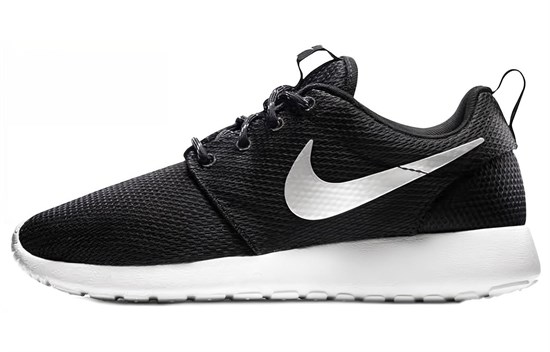 Nike Roshe One Black/Metallic Platinum White Women's 511882-094 - фото 594644