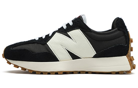 New Balance 327 Black White Gum Women's WS327BL - фото 599486