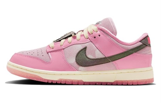 Nike Dunk Low LX Barbie Women's FN8927-621 - фото 616634