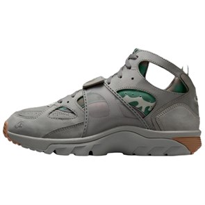 Corteiz X x Nike Air Trainer Huarache Slip Resistant Mid Top Vintage Basketball Shoes Men's Gray FQ8793-001