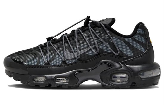 Nike Women's Air Max Plus Utility 'Black Metallic Platinum' FZ2770-001 - фото 540628