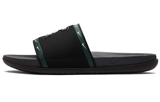 Nike Offcourt Slide 'Michigan State Black' DD0532-001 - фото 583300