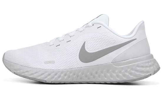Nike Revolution 5 Grey/White BQ3204-100 - фото 611013