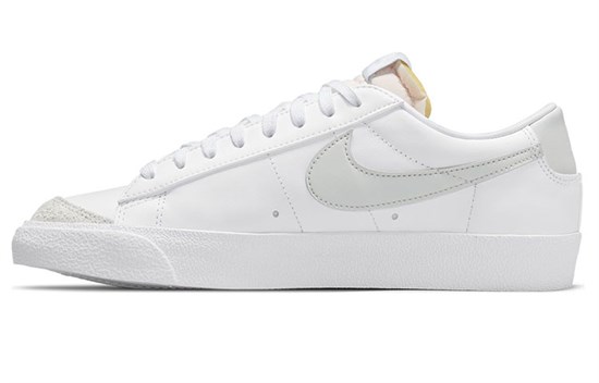 Nike Blazer '77 Low 'White Grey' Women's DC4769-100 - фото 630833