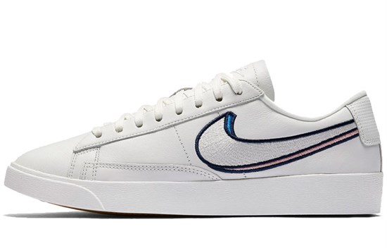 Nike Blazer Low Lx 'White Signal Blue' Women's AV9371-101 - фото 630862
