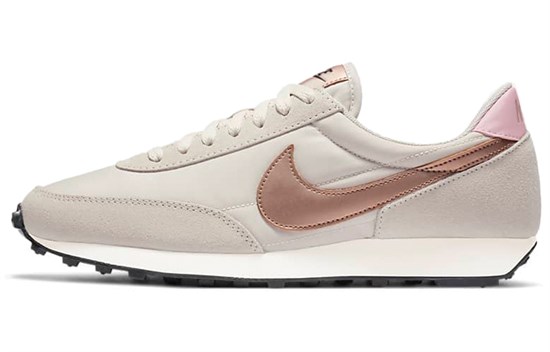 Nike DBreak Type Light Orewood Women's CU5324-100 - фото 631364
