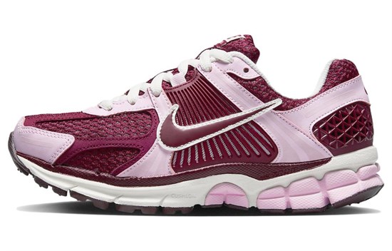 Nike Zoom Vomero 5 'Pink Foam Team Red' Women's FN7196-663 - фото 633117