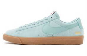 Nike Sb Blazer Low Gt Supreme Canon 716890-009