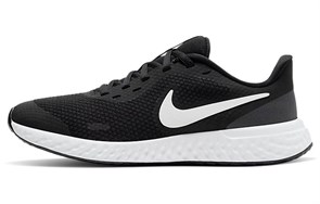 Nike Revolution 5 'Black White' GS BQ5671-003